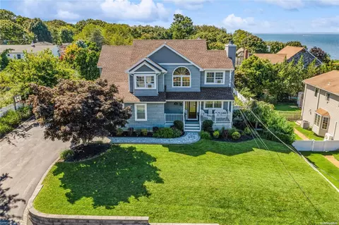 46 Cold Spring Dr, Sound Beach, NY 11789