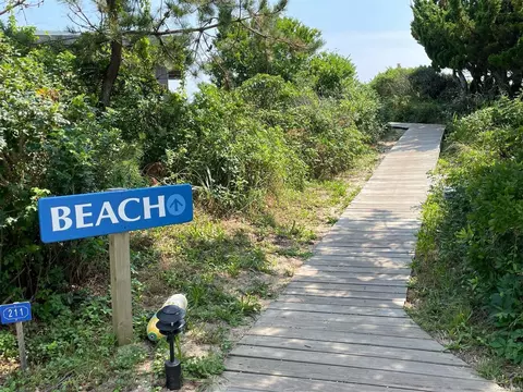 2004 Montauk Hwy #1914, Amagansett, NY 11930