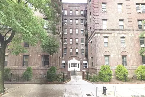 34-20 83rd St #2E, New York, NY 11372