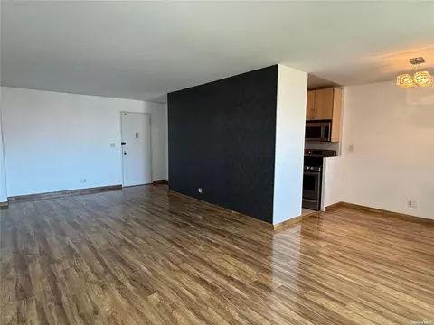 460 Neptune Ave #18T, Brooklyn, NY 11224