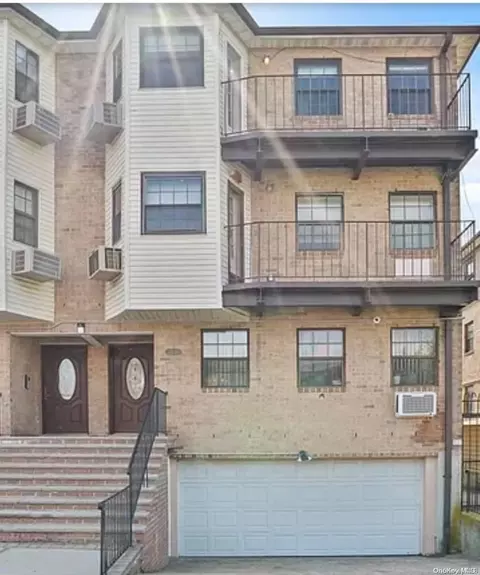 151-30 79th St #2F1, New York, NY 11414