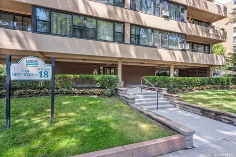 7-24 166th St #2A, New York, NY 11357