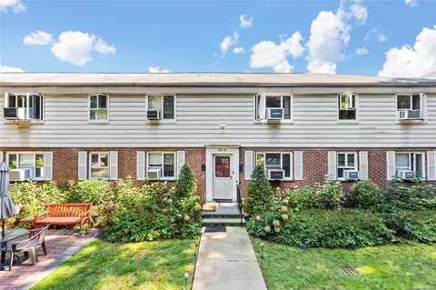 228-10 Stronghurst Ave #UPPER, New York, NY 11427