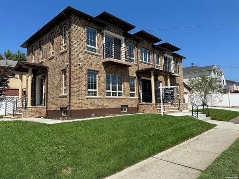 150-50 114 Pl, South Ozone Park, NY 11420