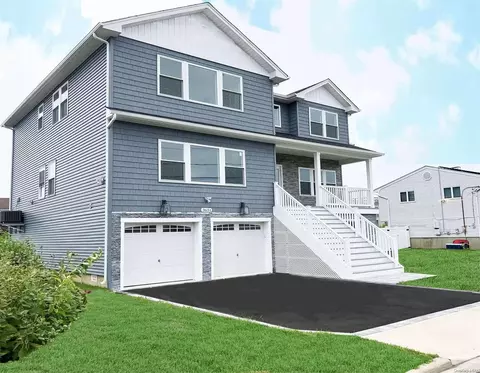 3651 Marinor St, Seaford, NY 11783