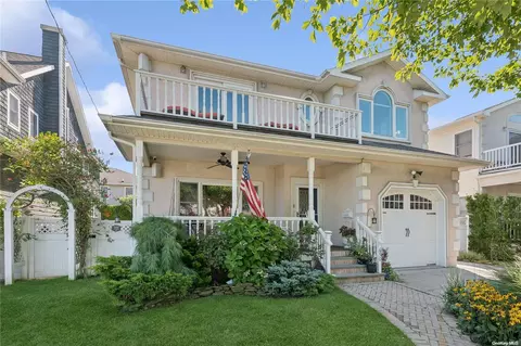650 Laurelton Blvd, Long Beach, NY 11561