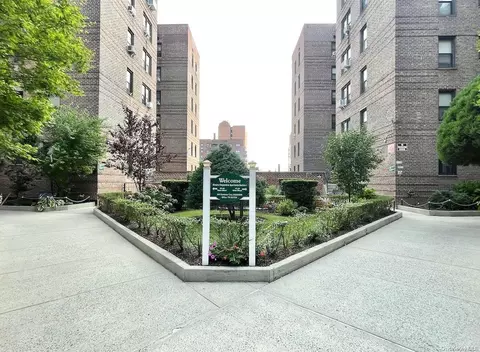 43-34 Union St #4A, New York, NY 11355