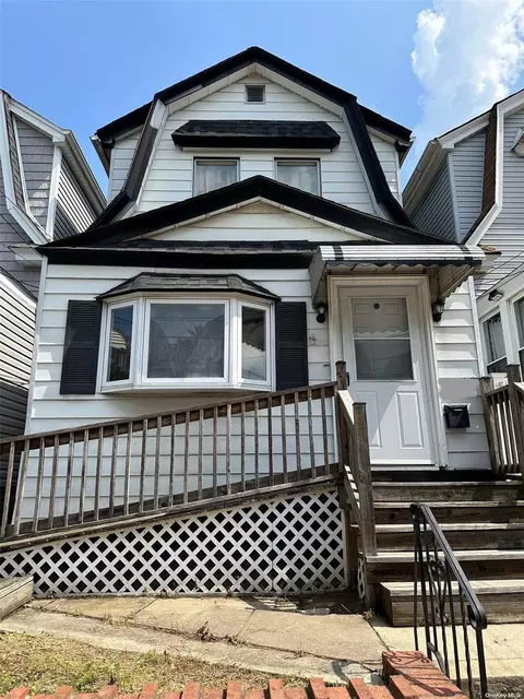 91-21 89th St, New York, NY 11421