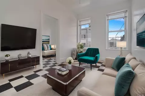 76 Richardson St #7, Brooklyn, NY 11211