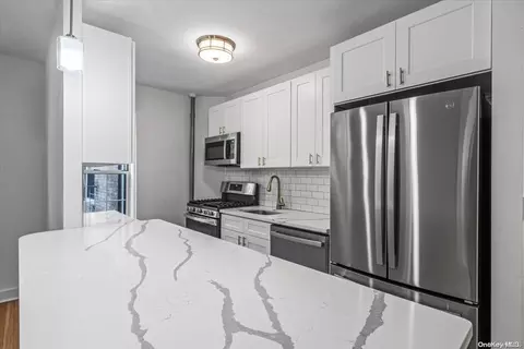 5501 31st Ave #4A, Woodside, NY 11377