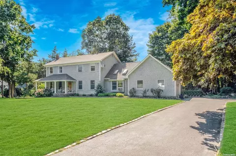 10 Parviz Ct, Miller Place, NY 11764