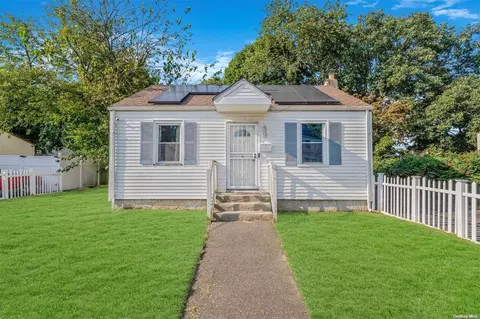 45 E Booker Ave, Wyandanch, NY 11798