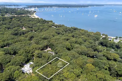 63 Harbor Ave, Sag Harbor, NY 11963