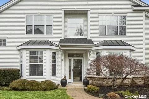 17 Concerto Ct #17, Eastport, NY 11941