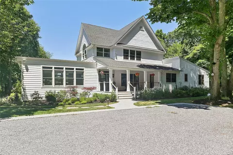 74 A Senix Ave #A, Center Moriches, NY 11934