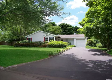 602 Larkfield Rd, East Northport, NY 11731