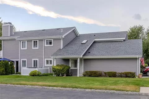 371 Quarry Pond Ct #371, Moriches, NY 11955