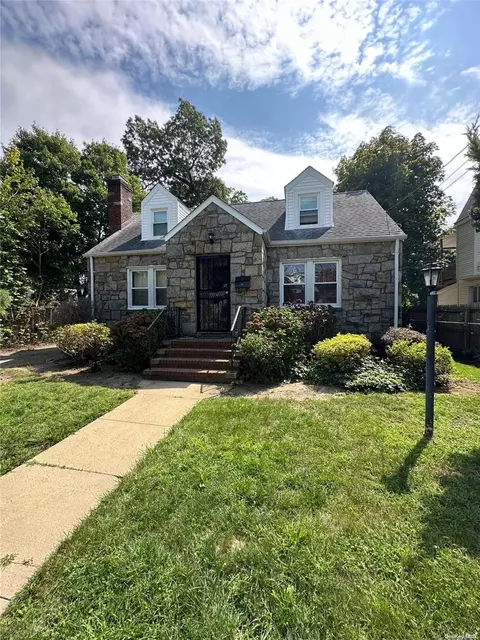 Undisclosed, Hempstead, NY 11575