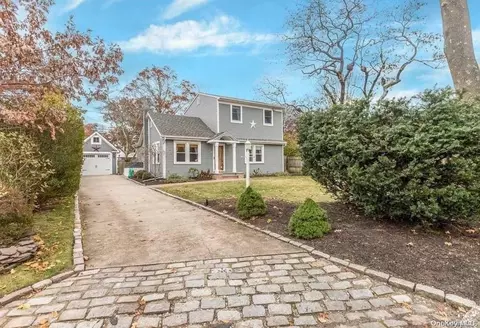 11 Memorial Blvd, East Moriches, NY 11940