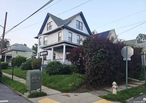 89 Chauncey Ave, New Rochelle, NY 10801