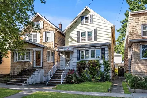 122-17 7th Ave, New York, NY 11356