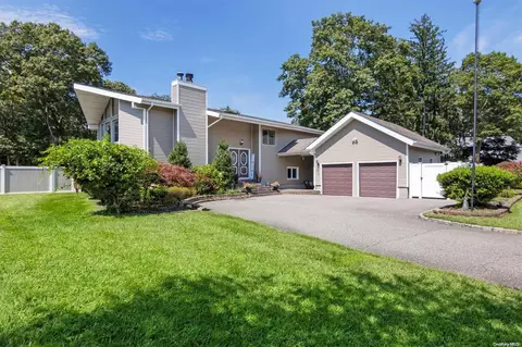 38 Scopelitis Ct, Holbrook, NY 11741