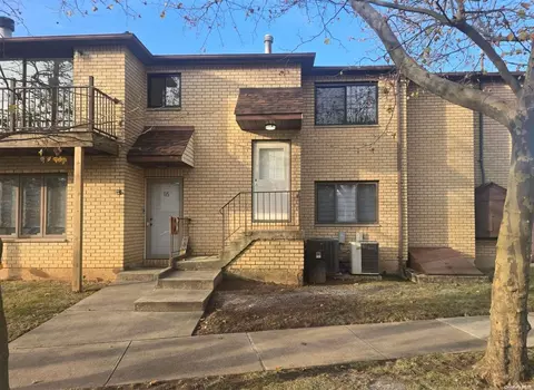 16 Abingdon Ave #A, Staten Island, NY 10308