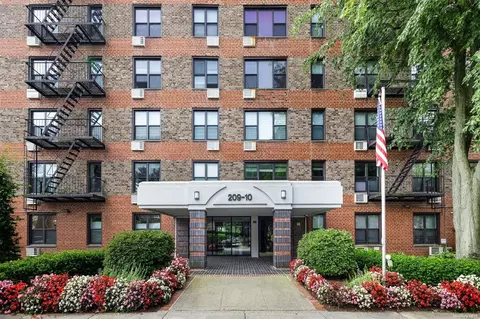 209-10 41st Ave #5P, New York, NY 11361