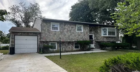 14 S 29th St, Wyandanch, NY 11798