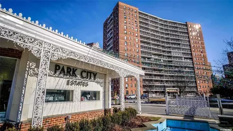 61-55 98 St #17L, New York, NY 11374