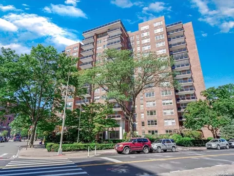 70-20 108 St #4L, New York, NY 11375