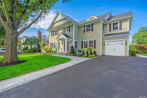 234 Wellington Rd, Garden City, NY 11530