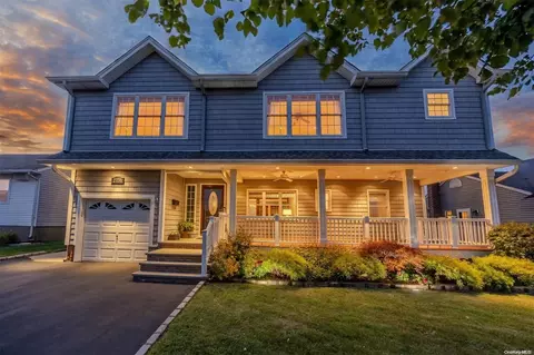 2131 Central Dr N, East Meadow, NY 11554