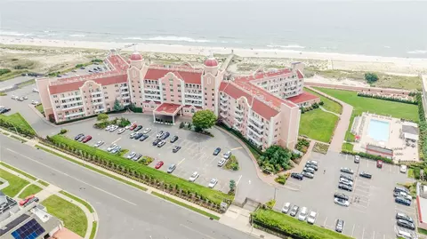 2 Richmond Rd #1N, Lido Beach, NY 11561