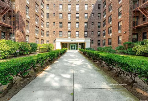 80-35 Springfield Blvd #3J, New York, NY 11364