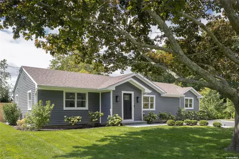 1480 Harbor Ln, Cutchogue, NY 11935