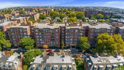 34-41 85th St #5O, New York, NY 11372