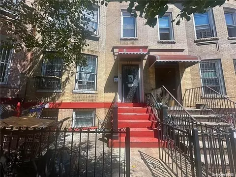 725 50th St, Brooklyn, NY 11220