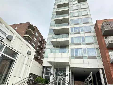 42-05 Parsons Blvd #2B, Flushing, NY 11355