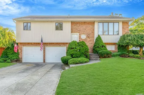 36 Ruland Rd, Selden, NY 11784