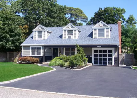 11 Innis Ave, Lake Ronkonkoma, NY 11779