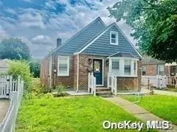 51 Fendale St, Franklin Square, NY 11010
