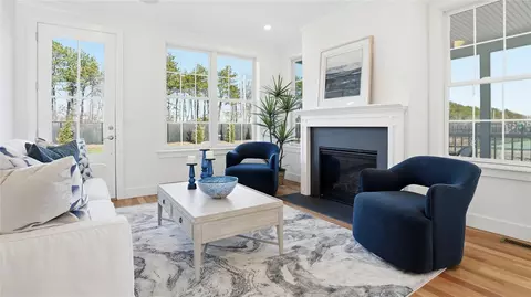 1101 W Loop Dr #1101, Southampton, NY 11978