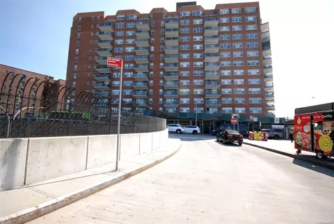 85-15 Main St #4L, Jamaica, NY 11435
