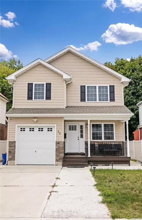 34 Peters Ave, Hempstead, NY 11550