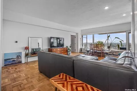 166-25 Powells Cove Blvd #21G, New York, NY 11357