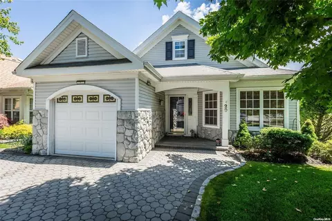 20 Ethan Cir #20, Middle Island, NY 11953