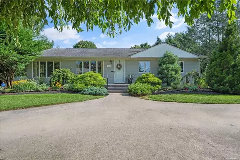 19 Ketay Dr N, East Northport, NY 11731