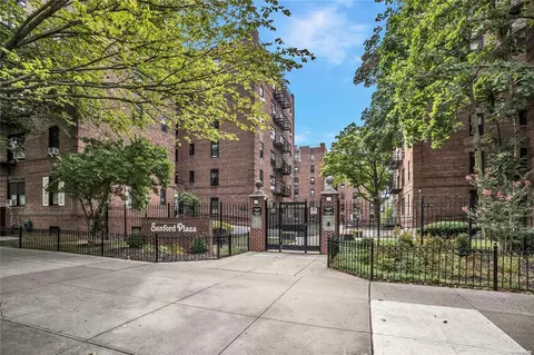 144-58 Sanford Ave #54, New York, NY 11354