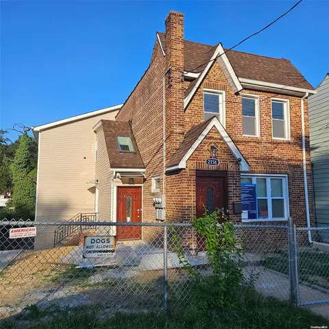 2738 Gunther Ave, New York, NY 10469